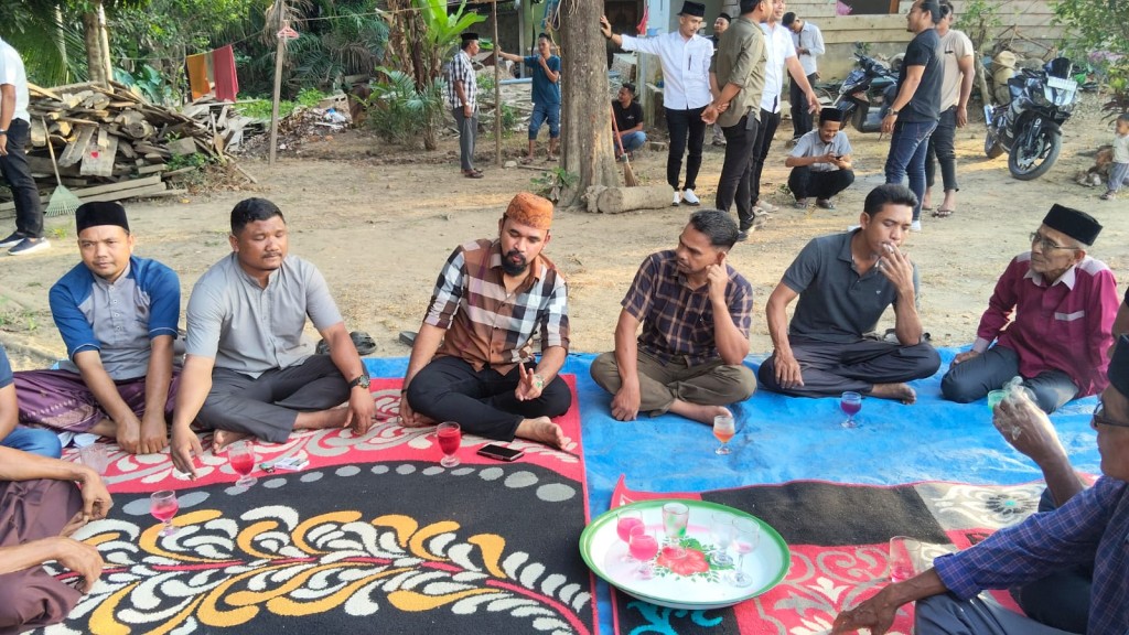 DISKUSI DENGAN BUPATI ACEH TIMUR